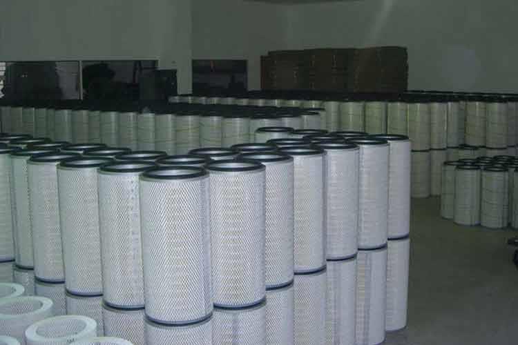 吸塵器除塵濾筒除了具有處理風(fēng)量大、強度高、拉力大、耐磨性強、過濾精度高、運行阻力小的特點